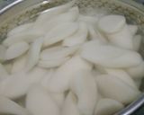 Foto langkah ke 2 dari resep Tteokbokki Carbonara.