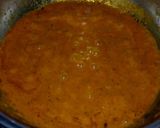 A picture of step 2 of Mattar paneer.