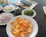 Foto del paso 1 de la receta: Causa Rellena con Atún y Langostinos a lo Carmelita