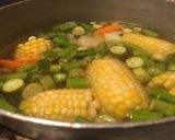 A picture of step 1 of SOPA DE POLLO 😋!!!.