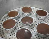 Foto langkah ke 4 dari resep Bolu Kukus Karamel Coklat Sukses (No Mixer n No Telur).