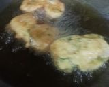 A picture of step 4 of Spicy Paneer Pakora.