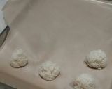 A picture of step 4 of Coconut Macaroons.