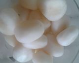 Hình bước làm 2 của món Chè hạt sen nhãn nhục củ năng