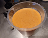 Foto del paso 3 de la receta: Salsa🫕cremosa🥛de pimiento y cebolla🌶️🧅🥙