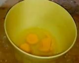 A picture of step 1 of 2 pounds sponge cake.
