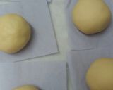 Foto langkah ke 2 dari resep Donat Gula Tanpa Telur.