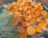 Foto langkah ke 2 dari resep Sup ayam simple.
