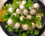 A picture of step 7 of Easter Gyoza Dumplings.