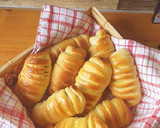 Foto langkah ke 6 dari resep 315. Banana Choco Soft Bread (Roti Pisang Cokelat).