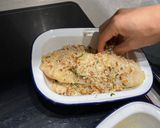 Foto langkah ke 4 dari resep Baked Crusted Haddock & Salad - Praktis dan Antigagal.
