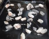 Foto langkah ke 2 dari resep Kaldu Bubuk Udang MPASI.