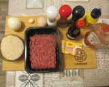 Sztroganoff ihlette húspogácsák 🍖🍄 fehérboros mártásban 🍷✨ recept fázis 1 fotója