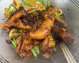 Gambar langkah 5 resipi Telur Ikan Goreng Kunyit.