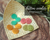 Foto langkah ke 7 dari resep Button Cookies alias Kukis Kancing.