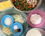 Foto langkah ke 1 dari resep Ragout ayam sayuran.
