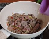 Foto langkah ke 3 dari resep Tumis Daging Pedas super simple.