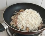 मैक्सिकन राइस(Maxican rice recipe in Hindi) रेसिपी चरण 2 फोटो