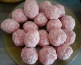 Foto del paso 1 de la receta Albóndigas en salsa de pimientos rojos 🤤