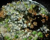 A picture of step 2 of Chinese Tuna Curry.