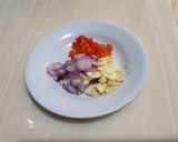 Foto langkah ke 2 dari resep Oseng Labu Siam.