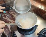 गेहूं के आटे का हलवा(aate ka halwa recipe in hindi) रेसिपी चरण 2 फोटो
