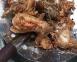 Foto langkah ke 4 dari resep 59. Ayam Kecap Tanpa Bumbu Halus Simpel.
