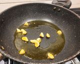 A picture of step 1 of Lau Ghonto or Bottle Gourd Curry.