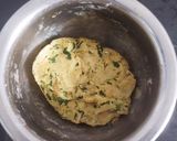 A picture of step 5 of Methi Paratha.