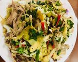 A picture of step 3 of Shredded Chicken with Onion Salad.