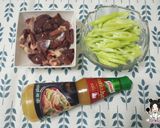 รูปขั้นตอนการทำที่ 1 ของ 🌶️ผัดพริกสดเครื่องในไก่🌶️