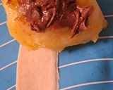 Foto langkah ke 3 dari resep Bolen pisang lilit puff pastry.