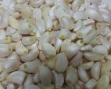 A picture of step 1 of Garlic Powder.