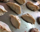 A picture of step 5 of Veg paneer momos.