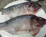A picture of step 1 of Fish majboos Rice.