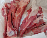 Foto del paso 1 de la receta: Costilleja de cerdo a la naranja y especias chimichurri