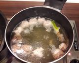 รูปขั้นตอนการทำที่ 2 ของ แกงจืดกะหล่ำปลี..เต้าหู้หมูสัป🍜