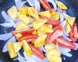 Hình bước làm 2 của món Mực xào
