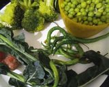 A picture of step 1 of Broccoli and peas cutlets.