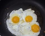Foto langkah ke 4 dari resep Butter Rice Egg.