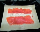 Foto del paso 2 de la receta: Rollo de salmón ahumado