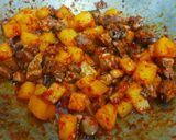 Foto langkah ke 5 dari resep Sambal goreng kentang ati ampela.