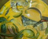 Gambar langkah 3 resipi Gulai Lemak Ikan Aya/tongkol.