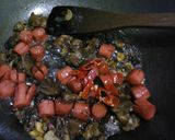 Foto langkah ke 7 dari resep Tumis Daging Sosis.