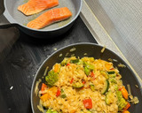 Foto del paso 4 de la receta: Wok de verduras con salmón
