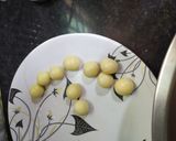 A picture of step 4 of Gulab jamun.