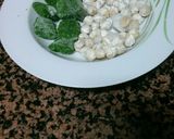 Foto del paso 2 de la receta: Garbanzos con espinacas con salsa de Soja