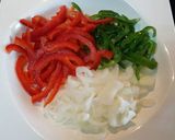 Foto del paso 1 de la receta: Ternera picante con verduras