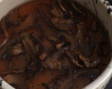 Foto del paso 1 de la receta: Arroz con hongos de pino