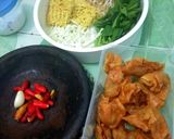 Foto langkah ke 1 dari resep 33. Kuah Bakso Sapi Bumbu Halawa.